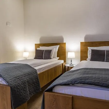 Montana Aparthotel